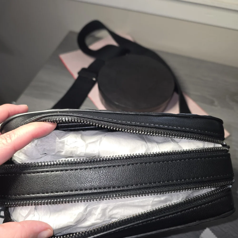 DKNY Black Crossbody Bag - Picture 6 of 8